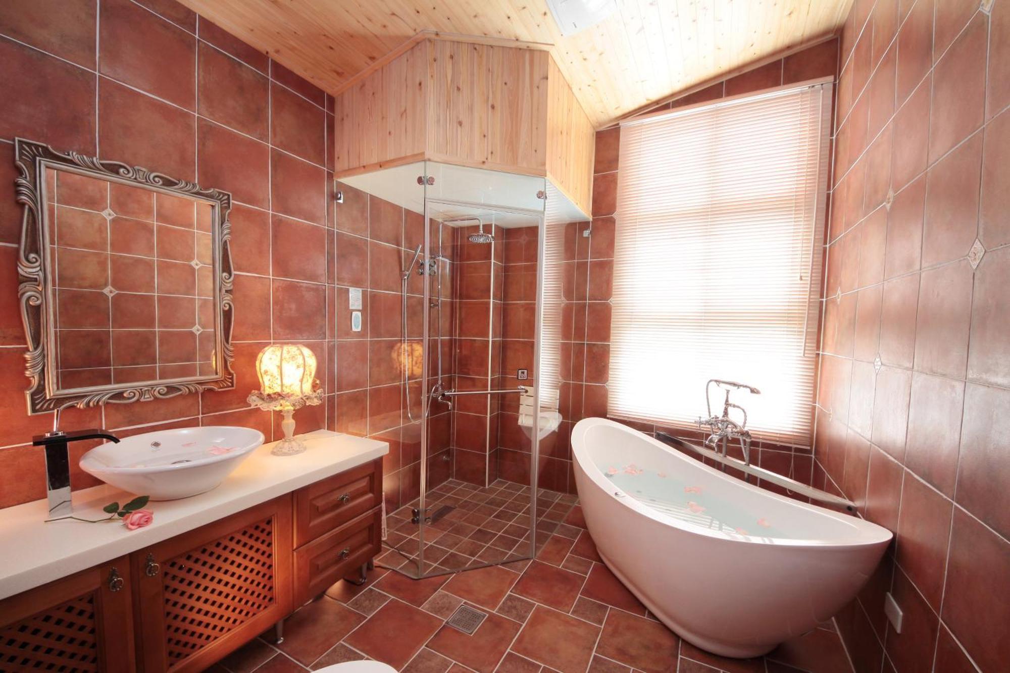 Luxembourg Hills Homestay 礁渓郷 エクステリア 写真
