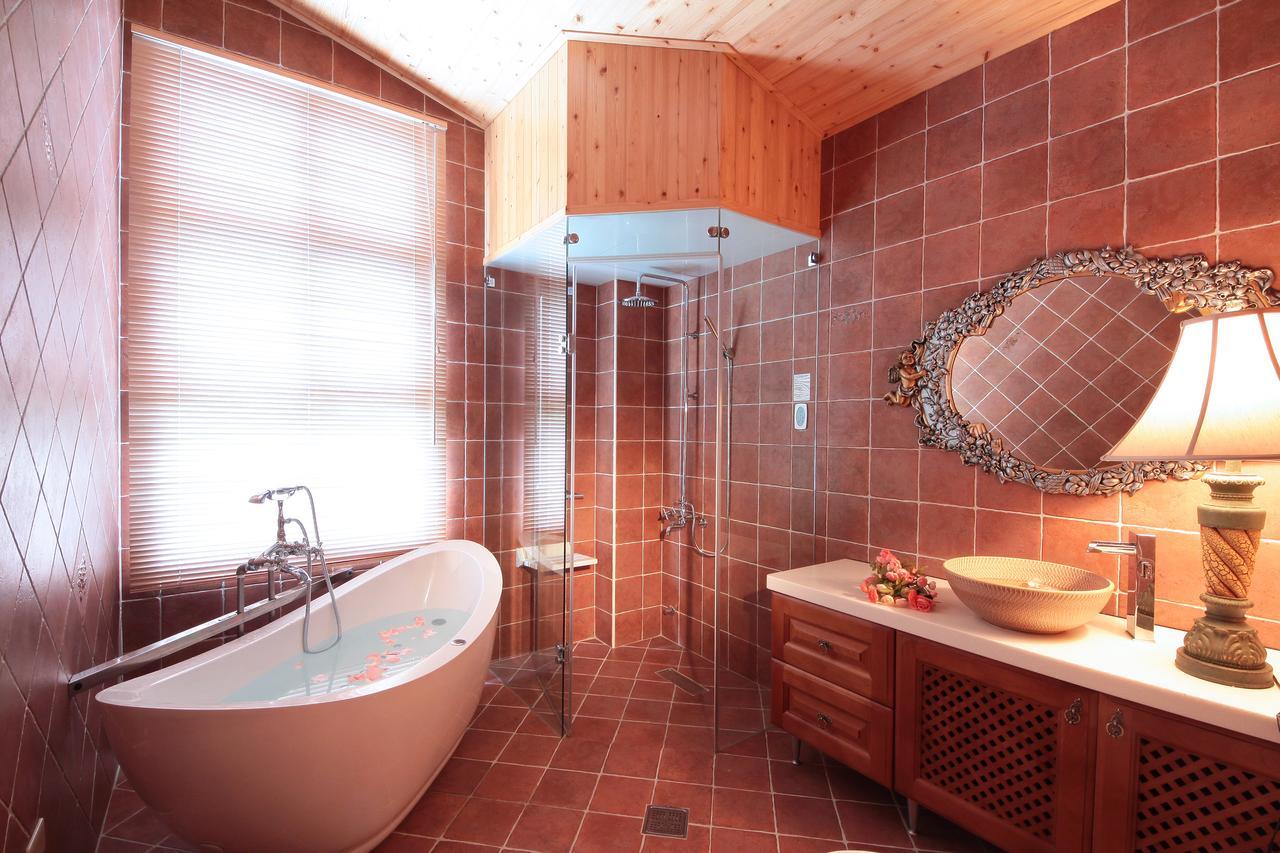 Luxembourg Hills Homestay 礁渓郷 エクステリア 写真